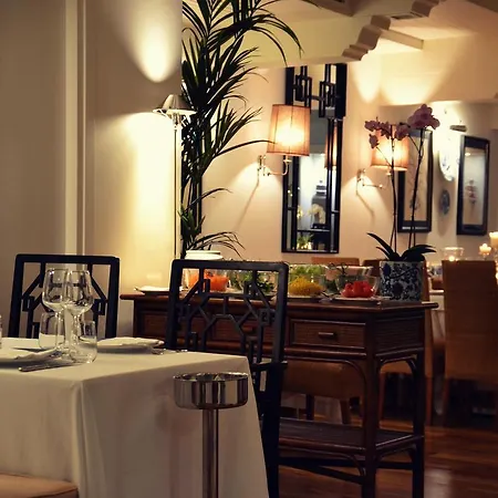 Hotel California Park