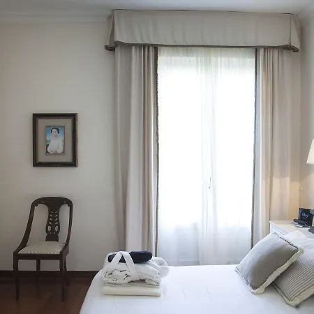 Hotel California Park