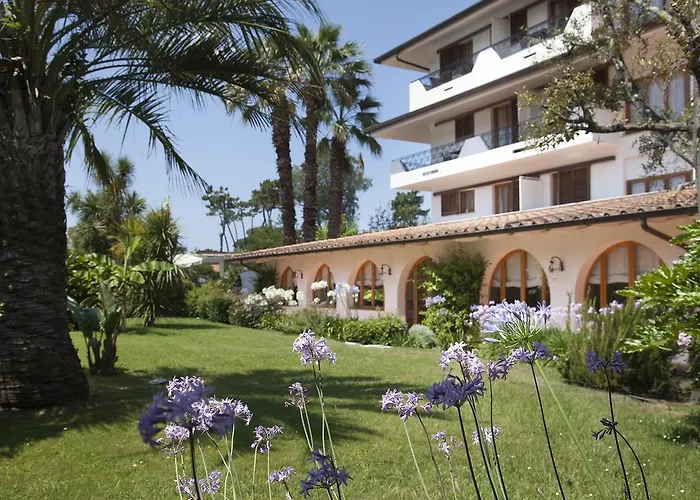 California Park Готель 4*