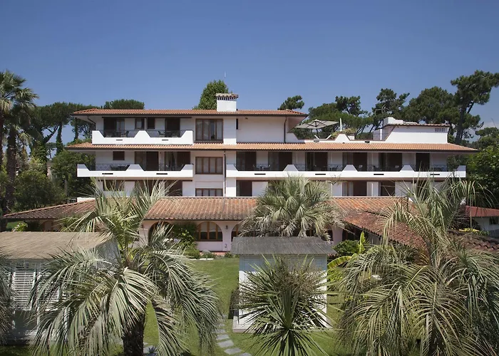 California Park Готель 4*