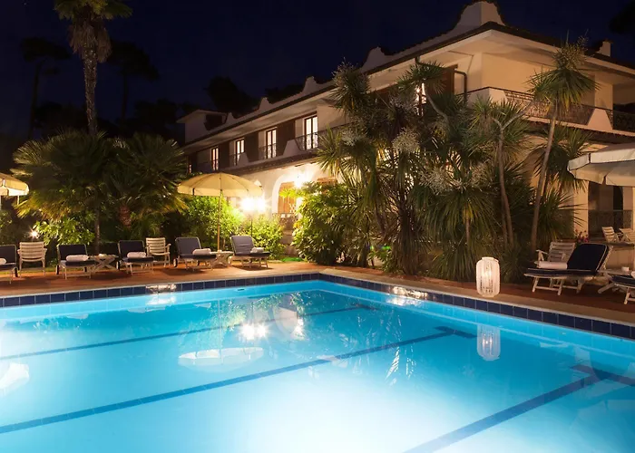 California Park Готель Форте-дей-Мармі