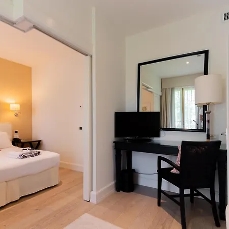 California Park Hotel 4*