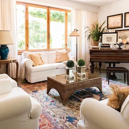 Hotel California Park