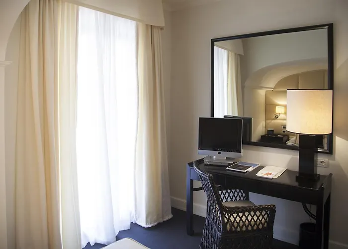 California Park Hotell 4*