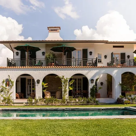 卡莉福尼亚花园酒店 4* 马尔米堡