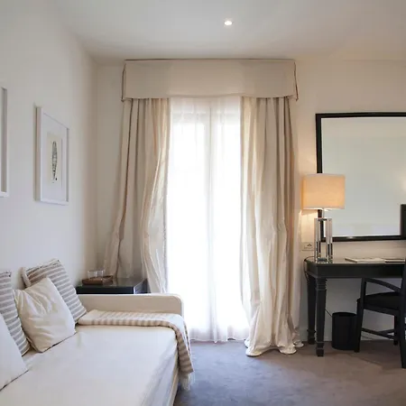 Hotel California Park 4*